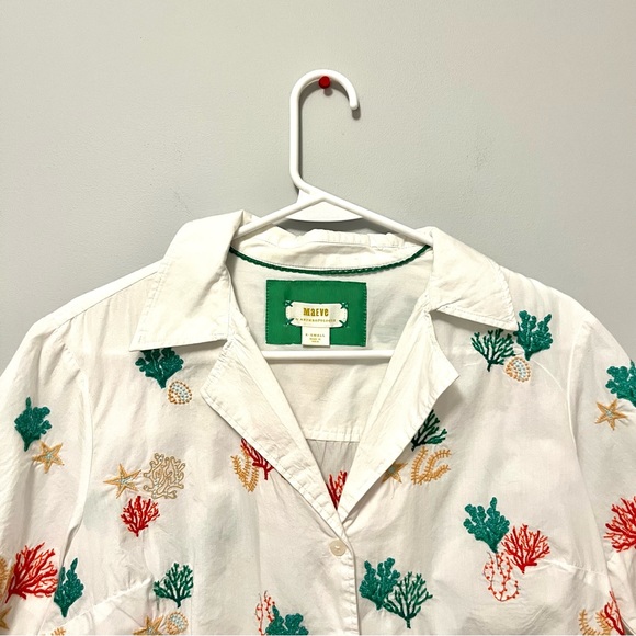 anthropologie • coral reef seashell cropped button up short sleeve collar shirt - Picture 7 of 17